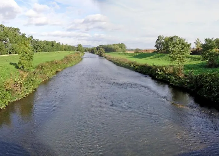 Le Cocon Avec Parking Privé&terrasse Appartamento